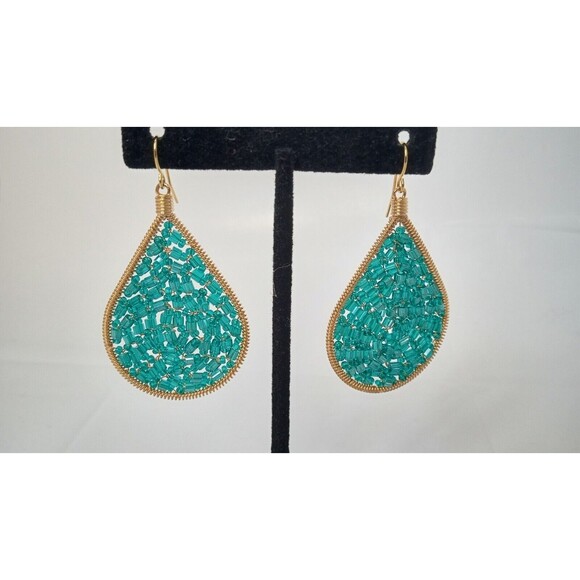 Handcrafted Cleopatra Emerald Green Czech Glass Goldtone Wire Earrings - Picture 3 of 10